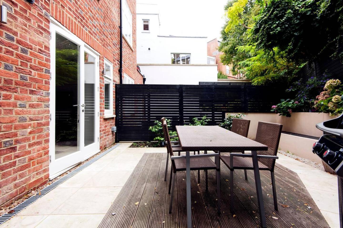 Apartament The Bohemian Rhapsody, Hampstead - By Out Of Office Lifestyle