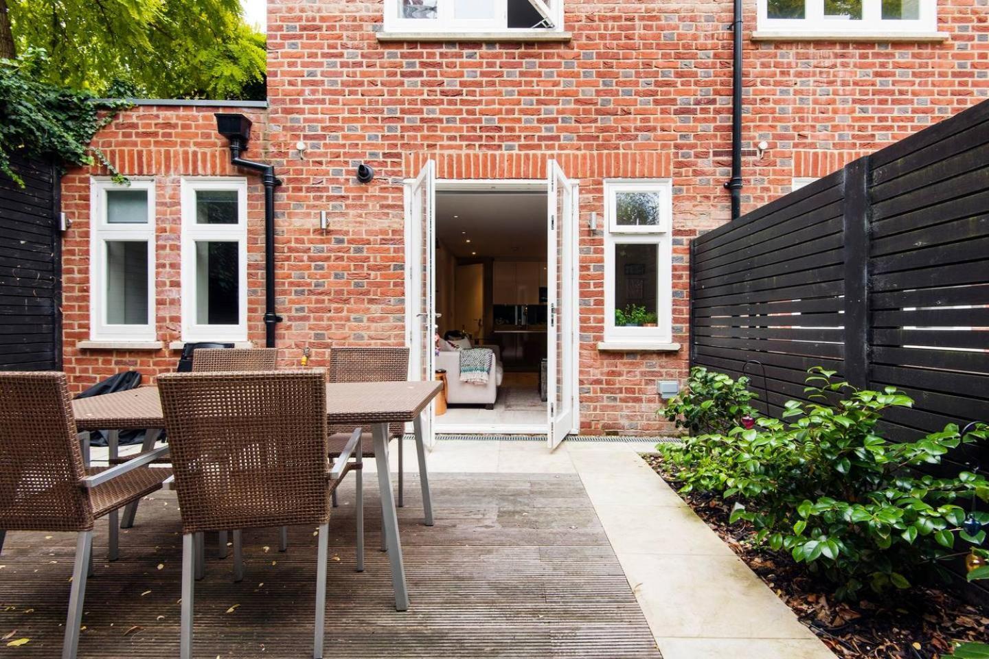 The Bohemian Rhapsody, Hampstead - By Out Of Office Lifestyle Apartament *