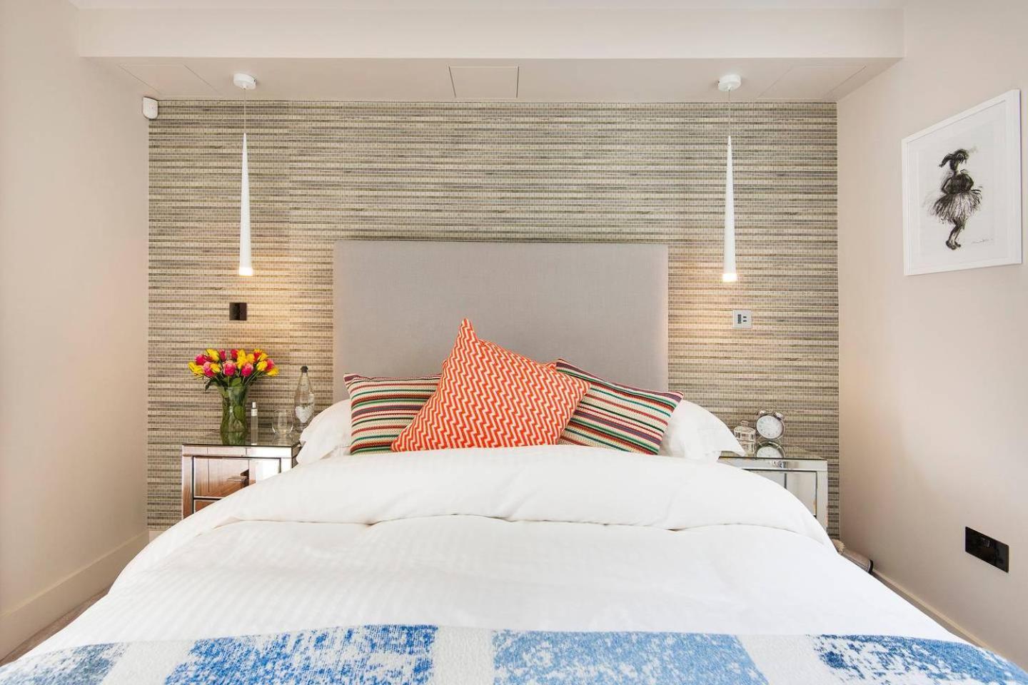 The Bohemian Rhapsody, Hampstead - By Out Of Office Lifestyle Londra
