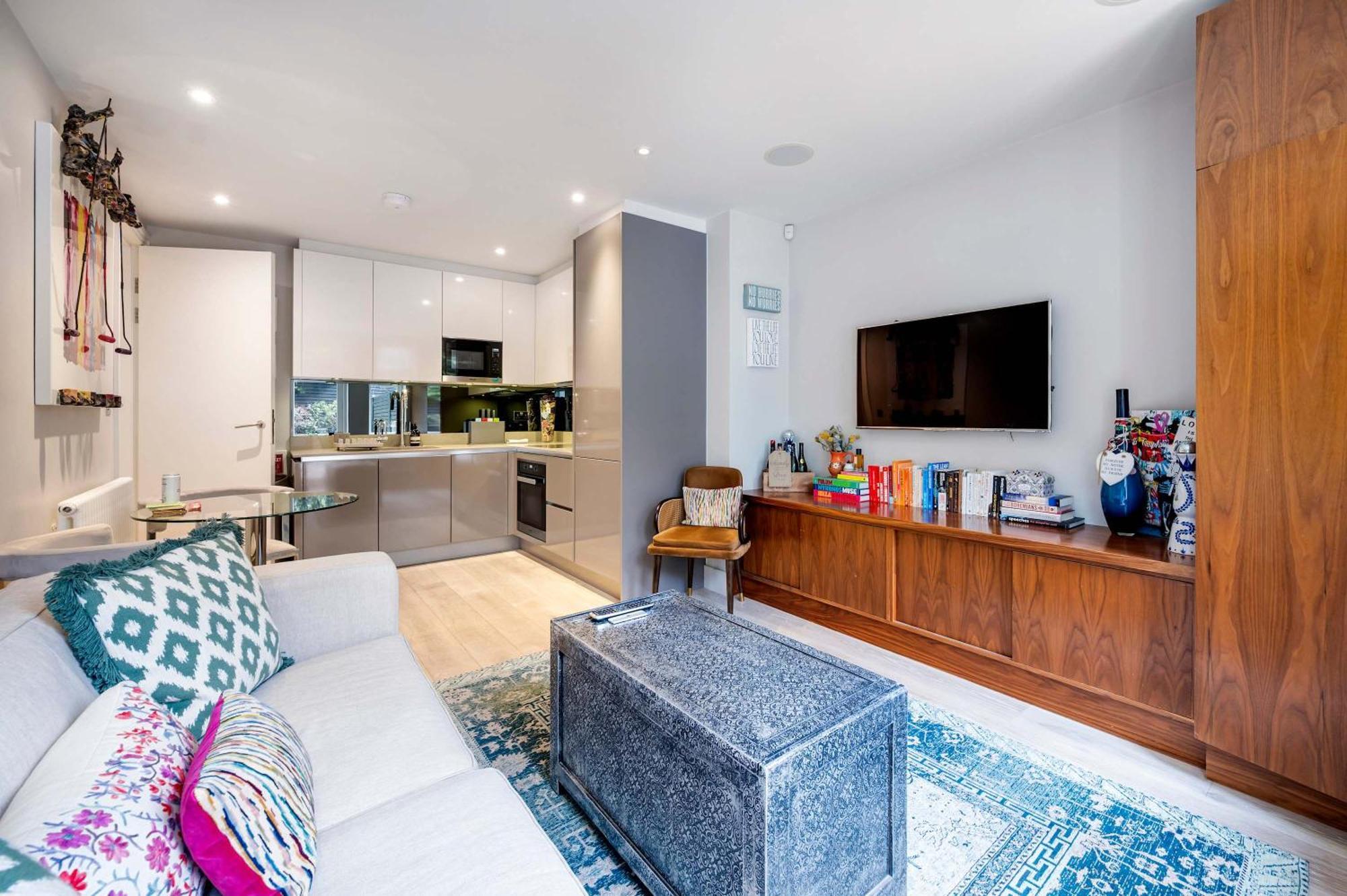 The Bohemian Rhapsody, Hampstead - By Out Of Office Lifestyle * Londra
